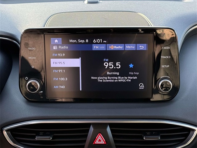2021 Hyundai Santa Fe SE photo 18