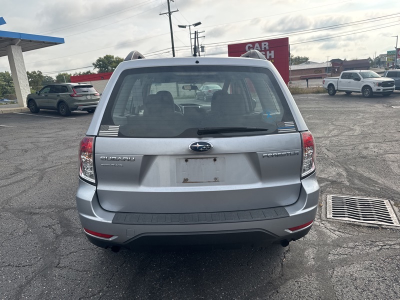 2012 Subaru Forester 2.5X photo 6