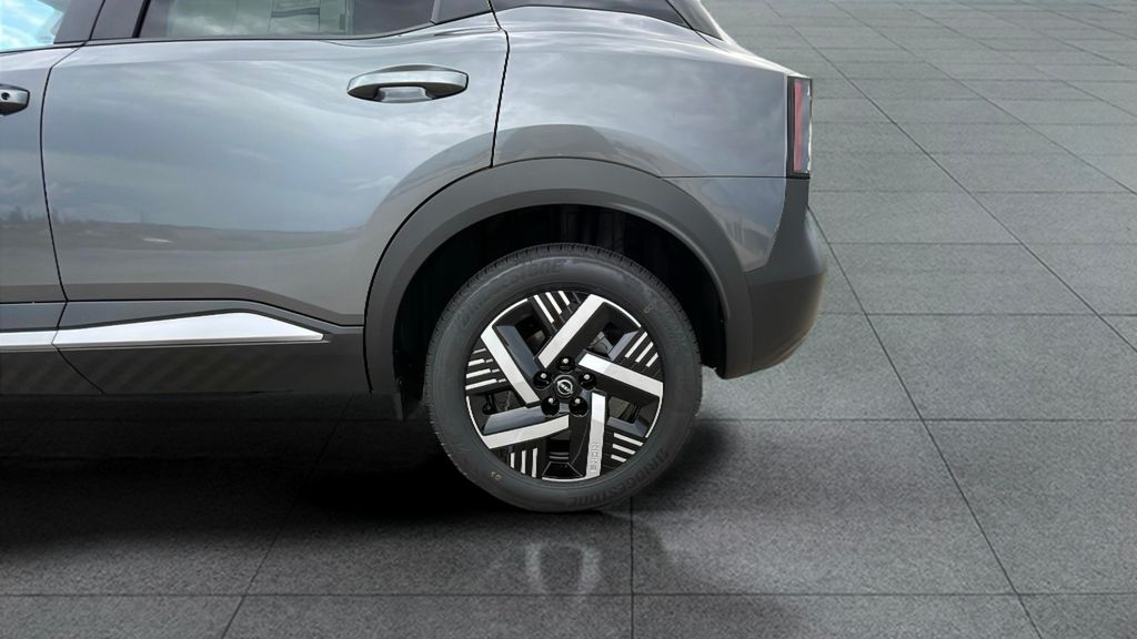 2025 Nissan Kicks SV photo 16