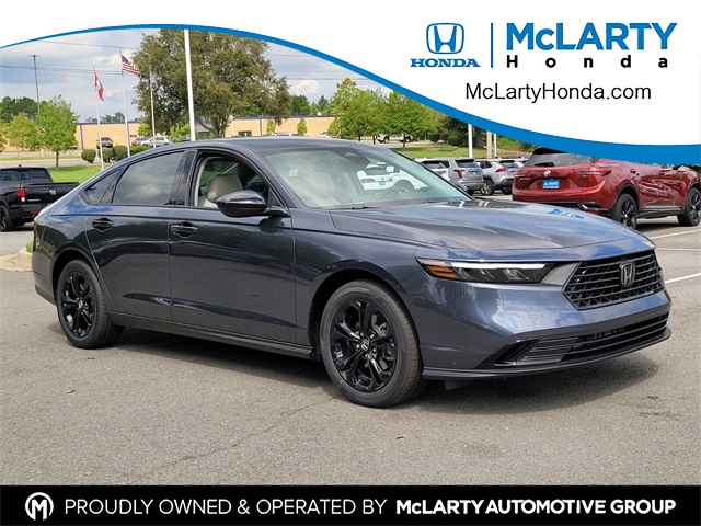 2025 Honda Accord SE's photo