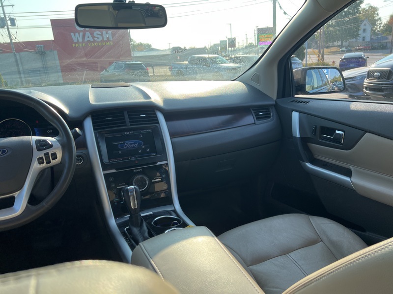 2013 Ford Edge Limited photo 11
