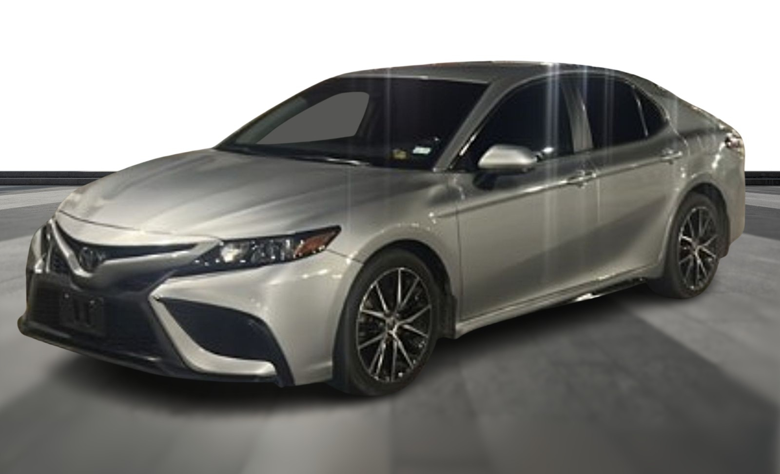 2021 Toyota Camry SE's photo