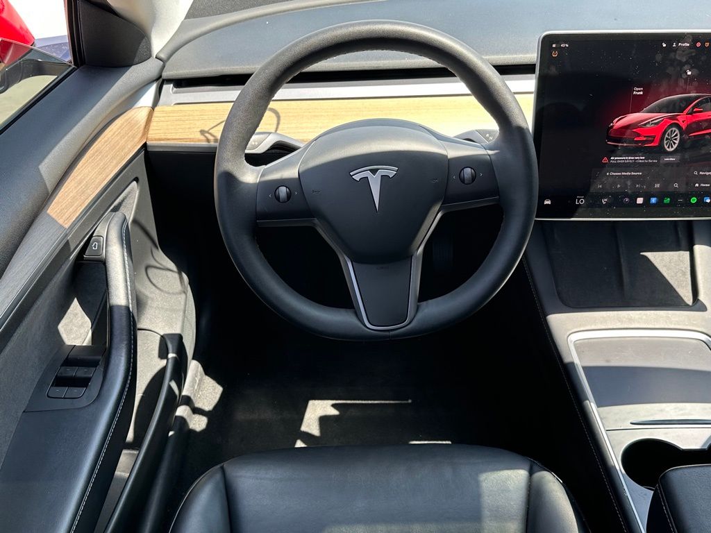 2022 Tesla Model 3 Long Range photo 7