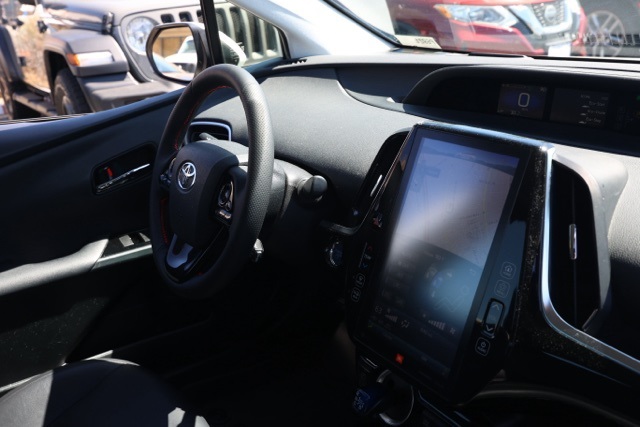 2021 Toyota Prius Prime Limited photo 18