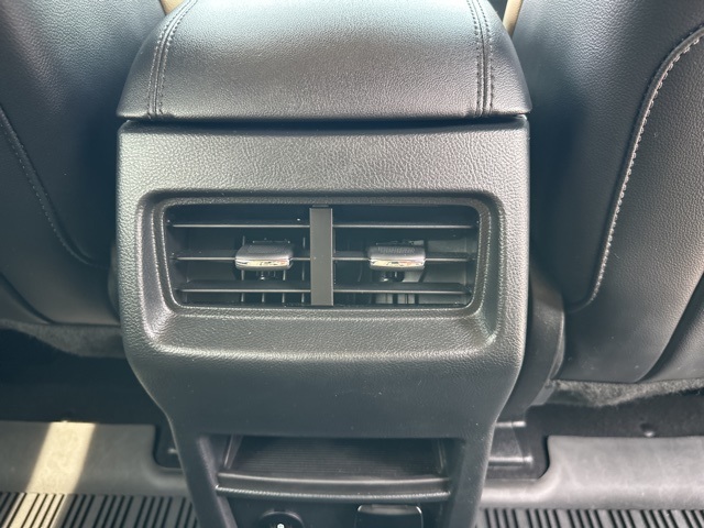 2022 Ford Edge SEL photo 37