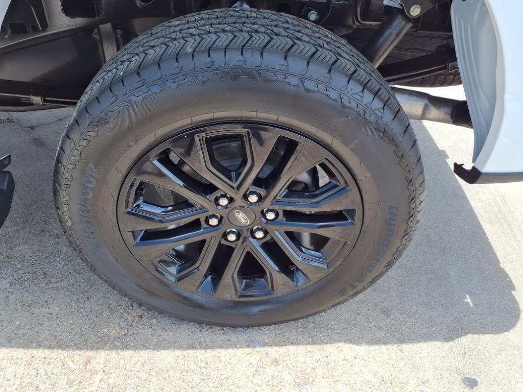 2025 Ford F-150 Lariat photo 17