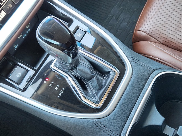 2021 Subaru Outback Touring photo 18
