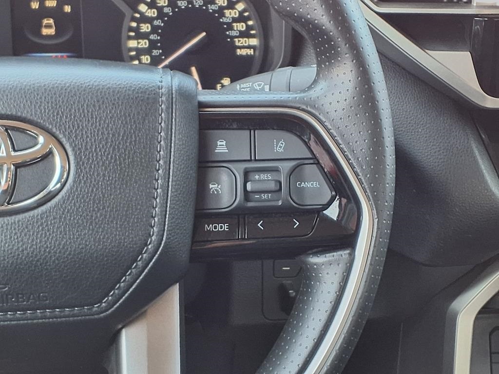2023 Toyota Tundra SR5 CrewMax photo 12