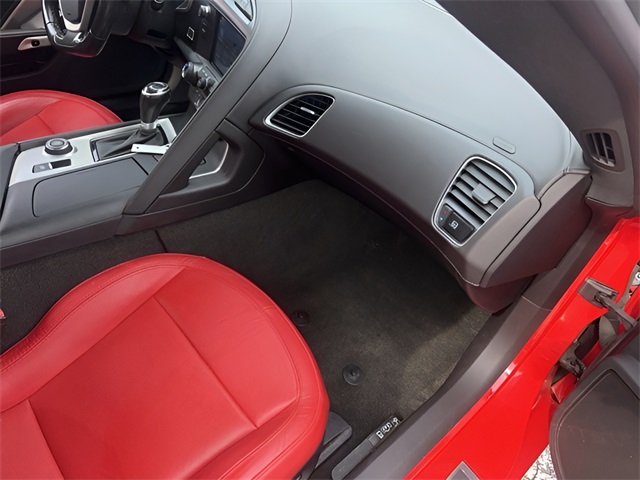 2017 Chevrolet Corvette Stingray 1LT photo 24