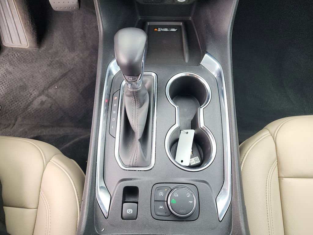 2022 Chevrolet Traverse Leather photo 22