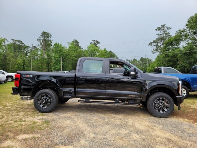 2025 Ford F-250 XL photo 11