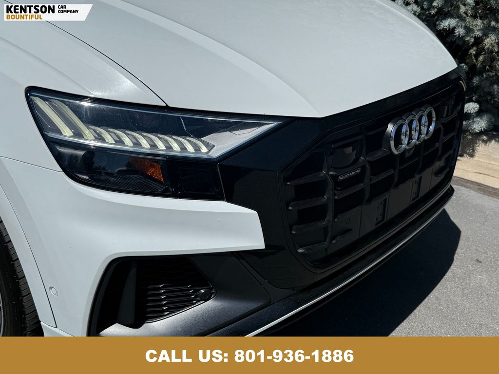 2019 Audi Q8 line Prestige photo 13