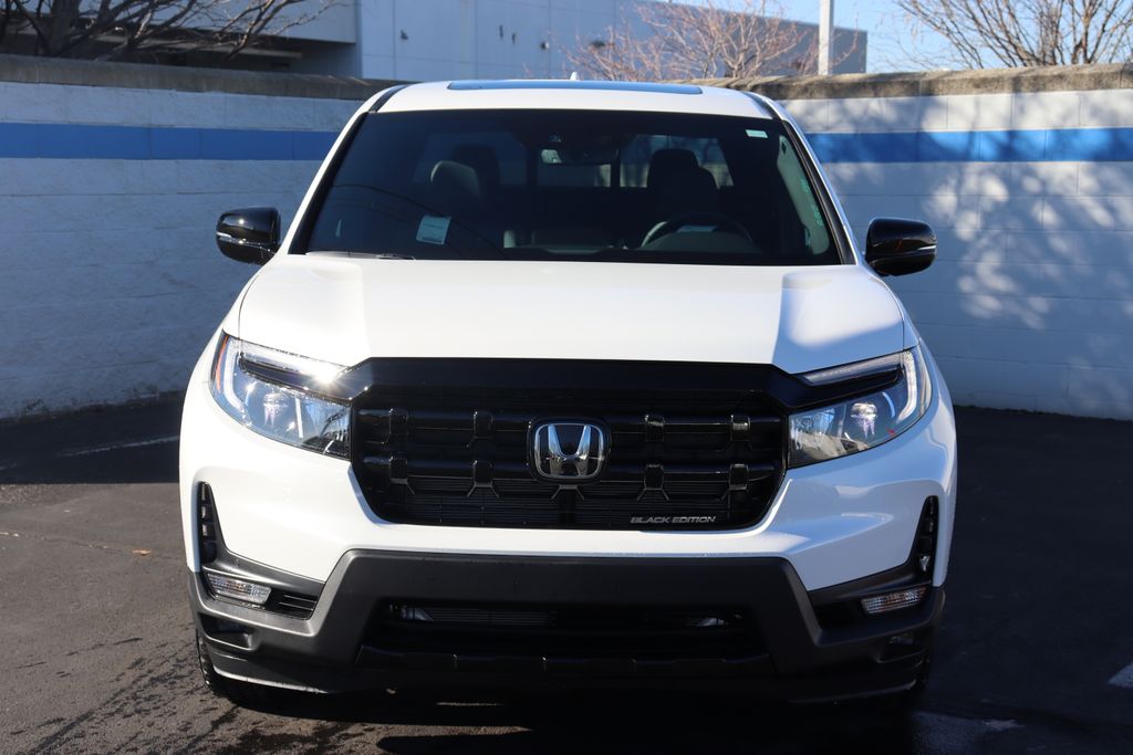 2026 Honda Ridgeline Black Edition photo 8
