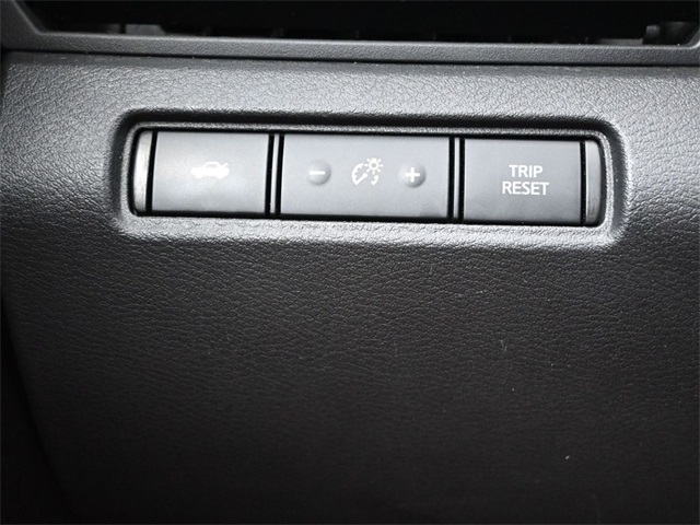 2022 Nissan Altima 2.5 SR photo 23