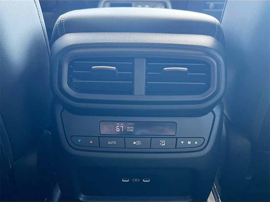 2025 Honda Pilot EX-L photo 10