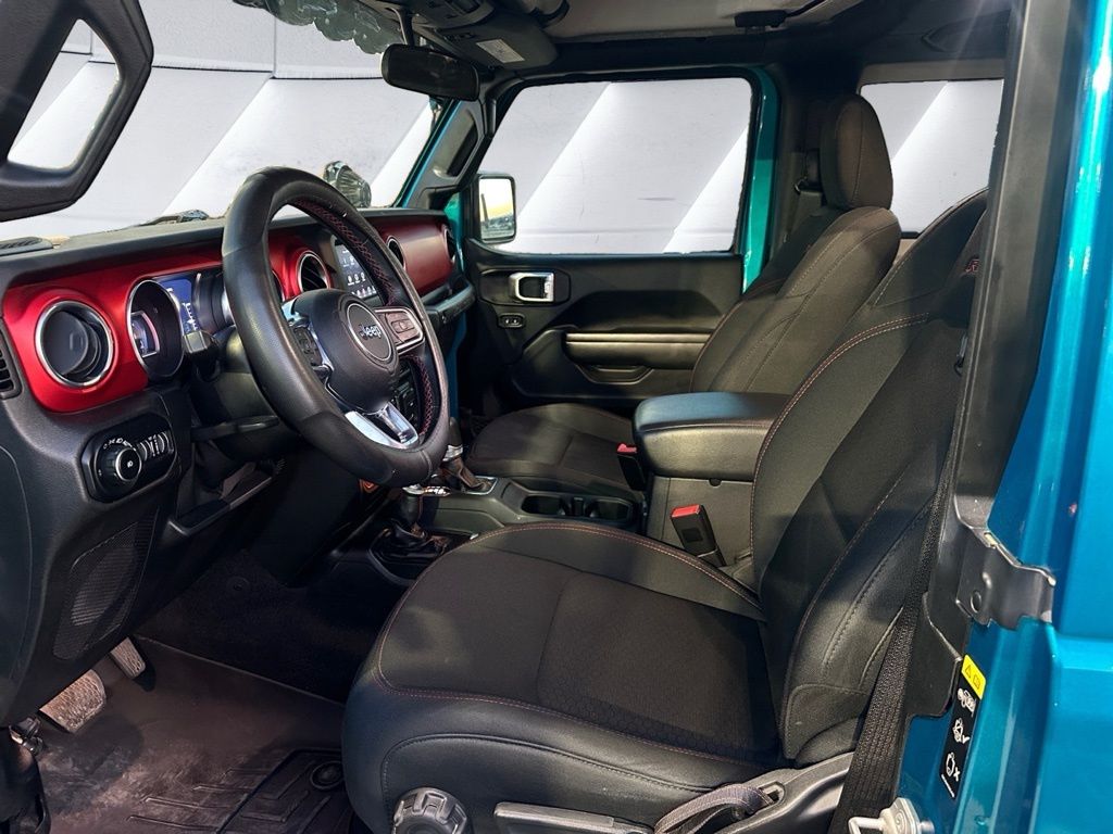 2020 Jeep Wrangler Rubicon photo 7