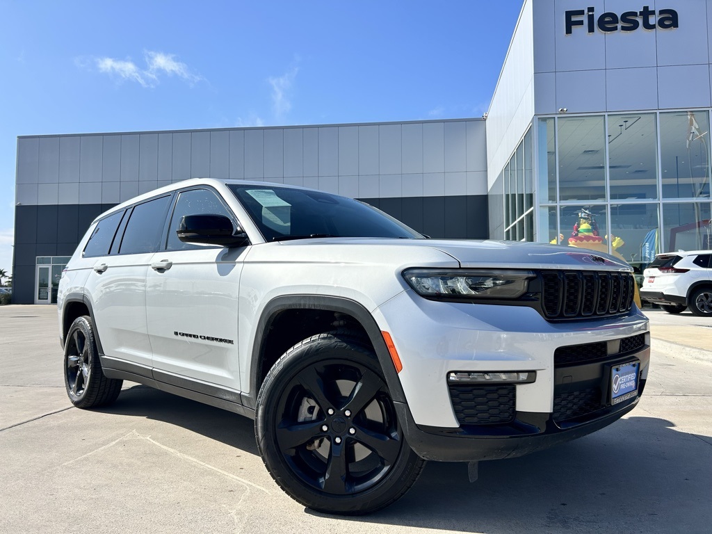 2022 Jeep Grand Cherokee L Limited's photo
