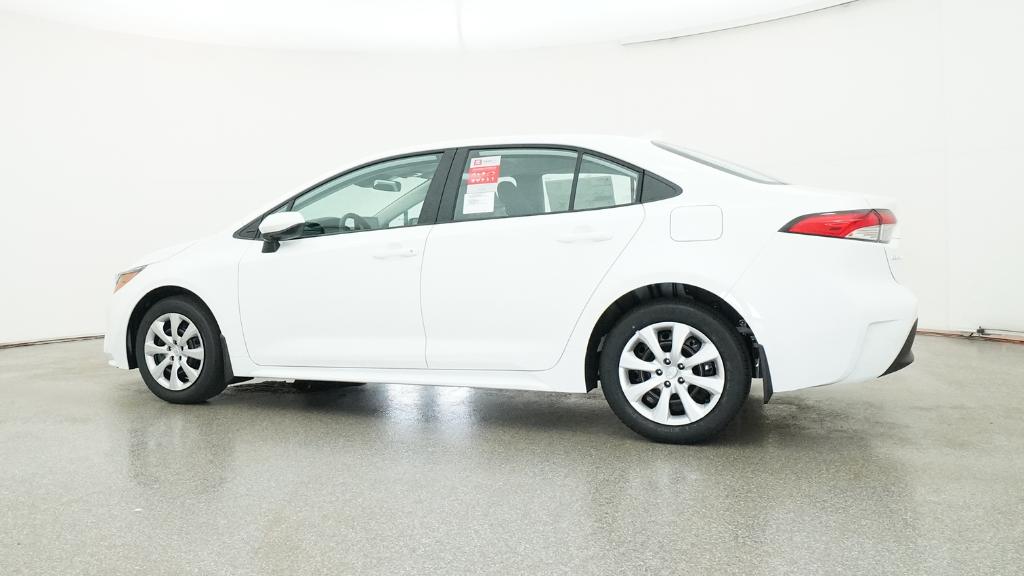 2025 Toyota Corolla LE photo 10