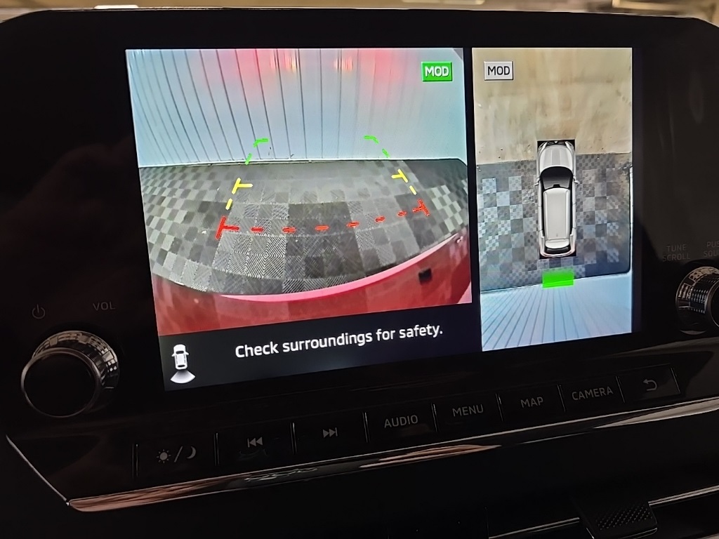 2023 Mitsubishi Outlander PHEV SEL photo 24
