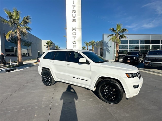 2017 Jeep Grand Cherokee Altitude
