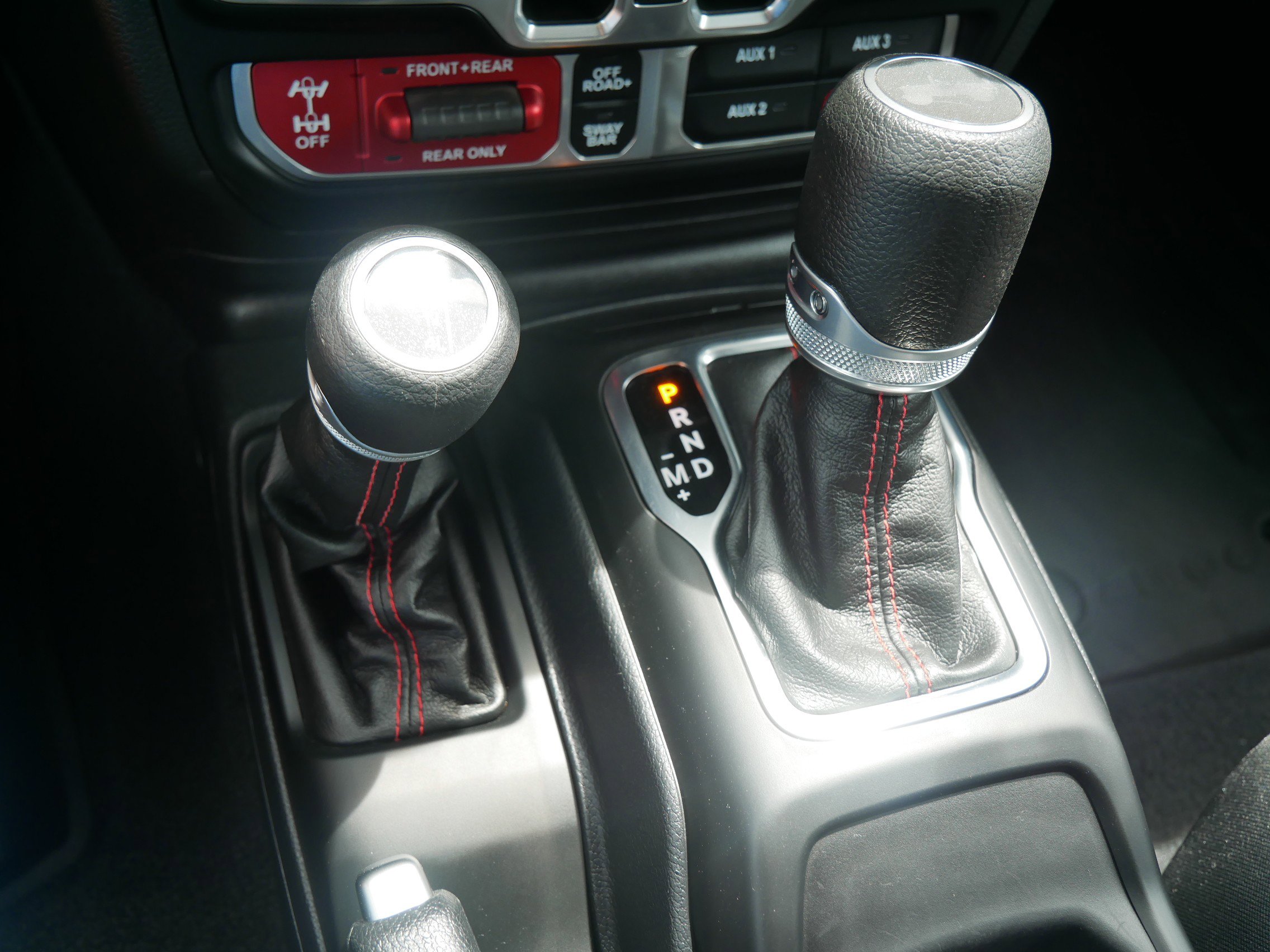 2023 Jeep Wrangler Rubicon photo 23