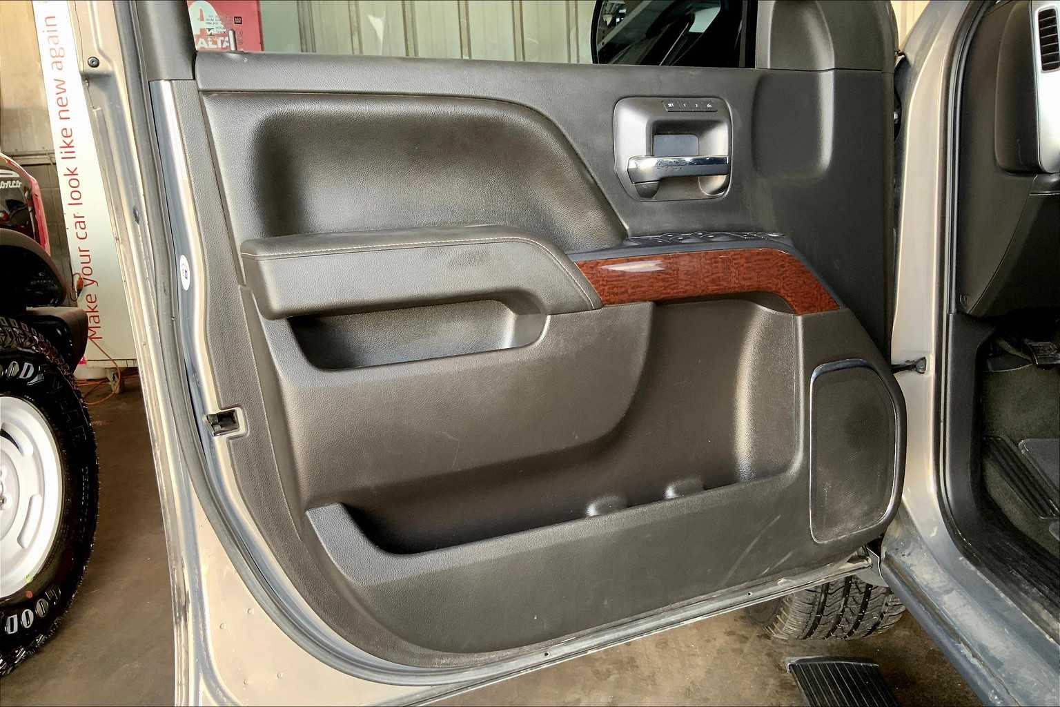 2017 Gmc Sierra 1500 SLT photo 18