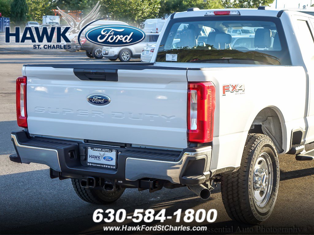 2023 Ford F-350 XL photo 6