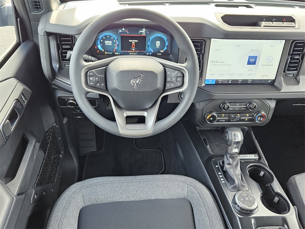 2025 Ford Bronco Base photo 7