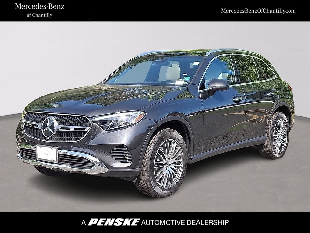 2025 Mercedes-Benz GLC Base's photo
