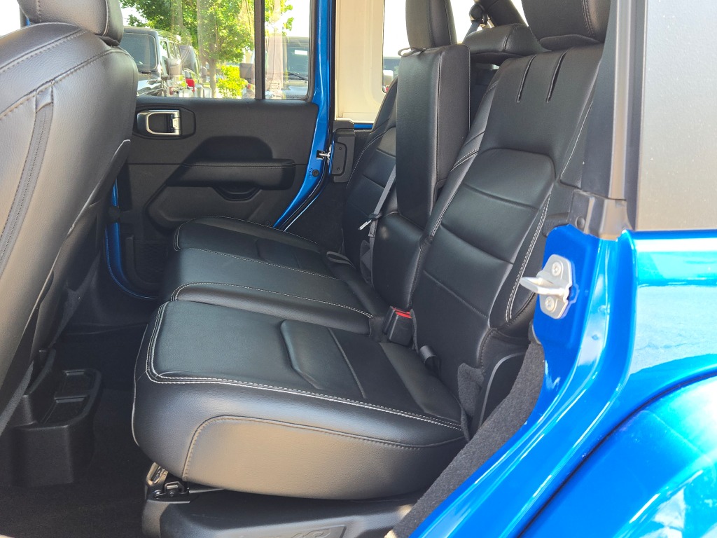 2021 Jeep Wrangler Unlimited Sahara 4xe photo 18