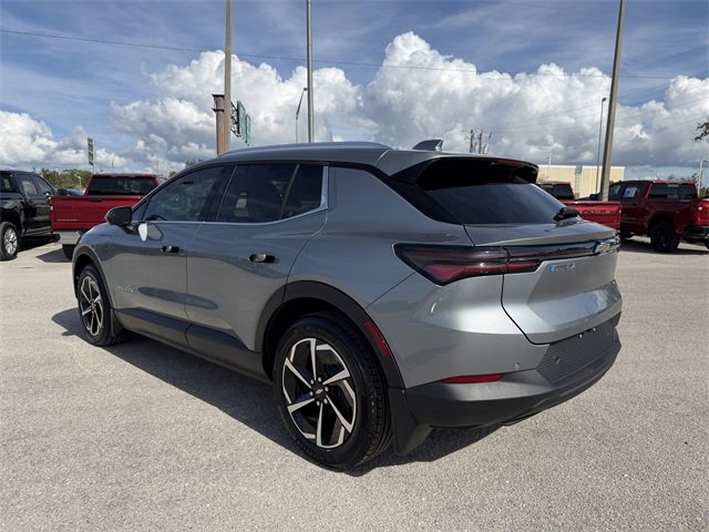 2026 Chevrolet Equinox LT photo 3