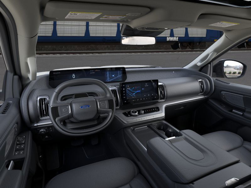 2025 Ford Expedition Platinum MAX photo 7