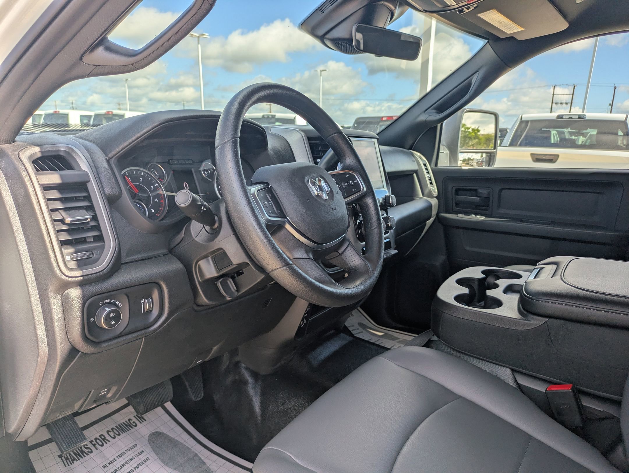 2025 Ram 2500 Tradesman photo 10