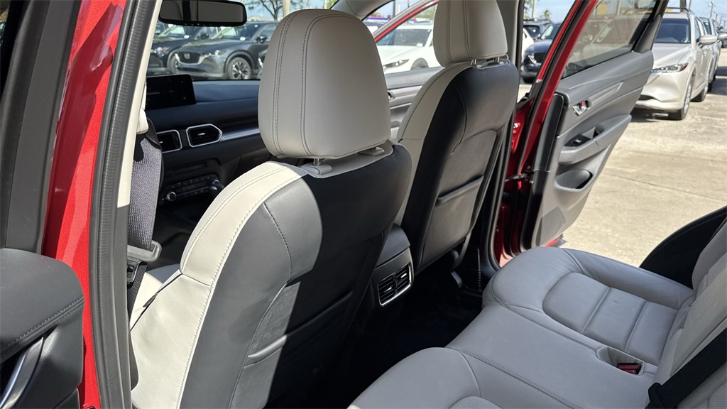 2024 Mazda CX-5 2.5 S Preferred photo 33