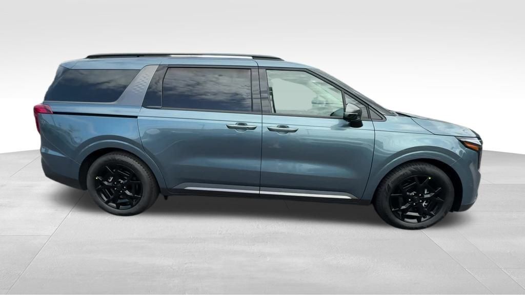 2026 Kia Carnival SX photo 7