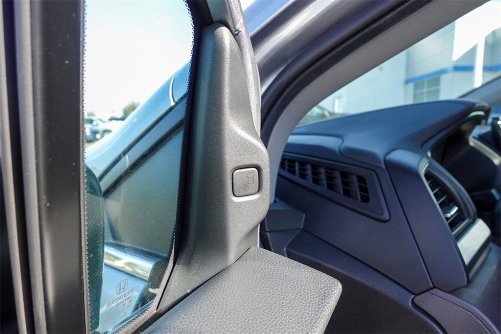 2020 Honda Odyssey EX-L photo 23