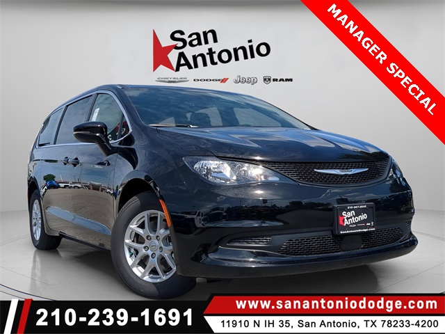 2025 Chrysler Voyager LX