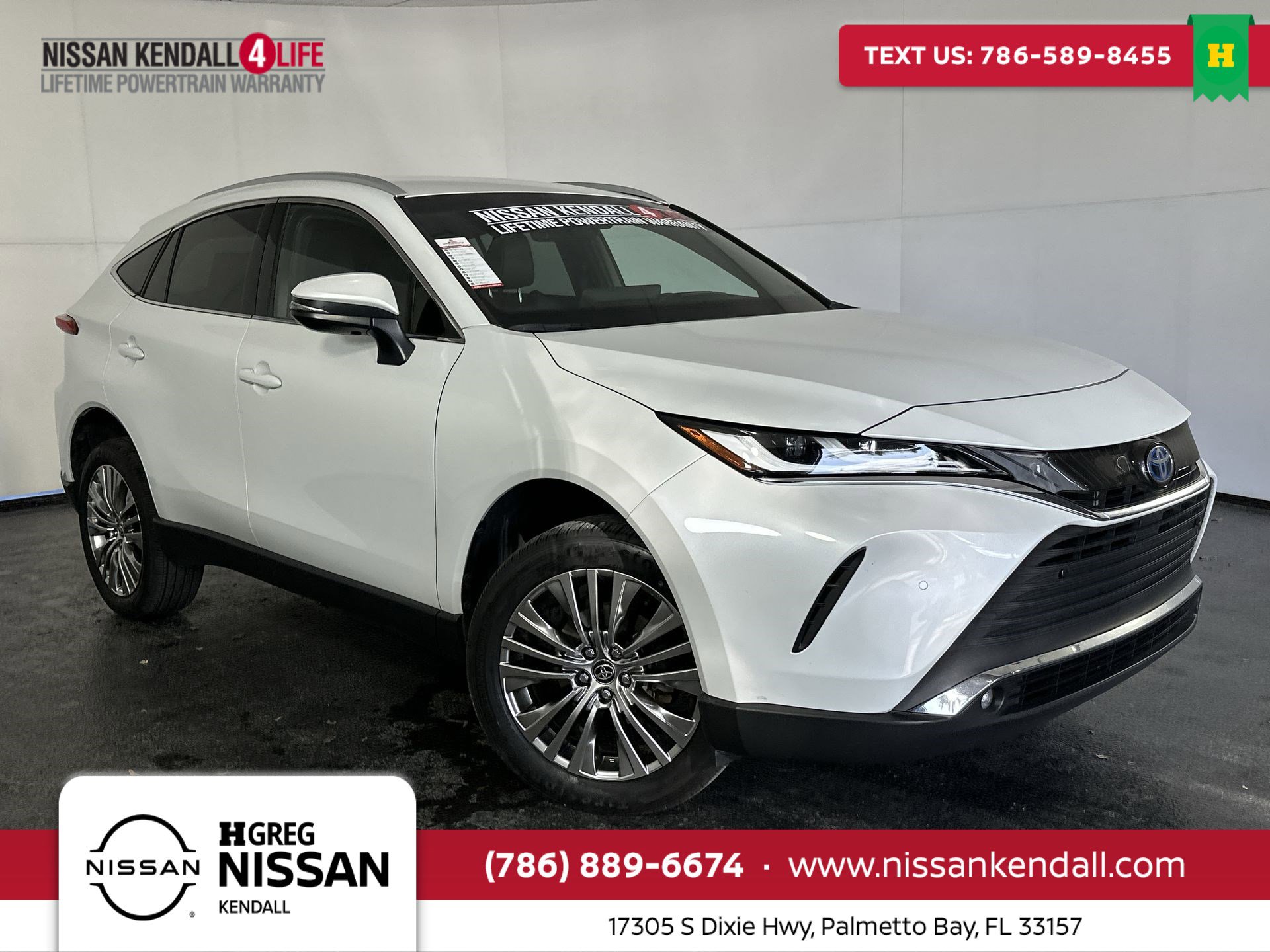 2023 Toyota Venza XLE's photo