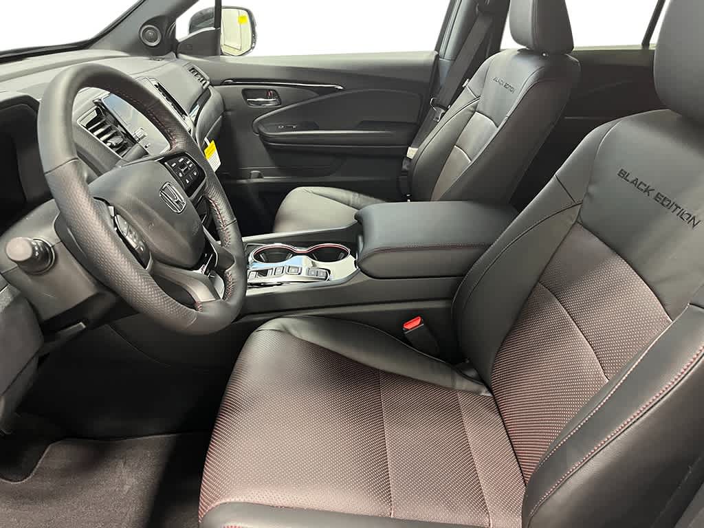 2025 Honda Ridgeline Black Edition photo 14