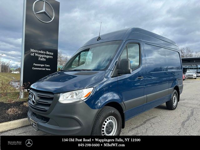 2022 Mercedes-Benz Sprinter Cargo Van Base's photo