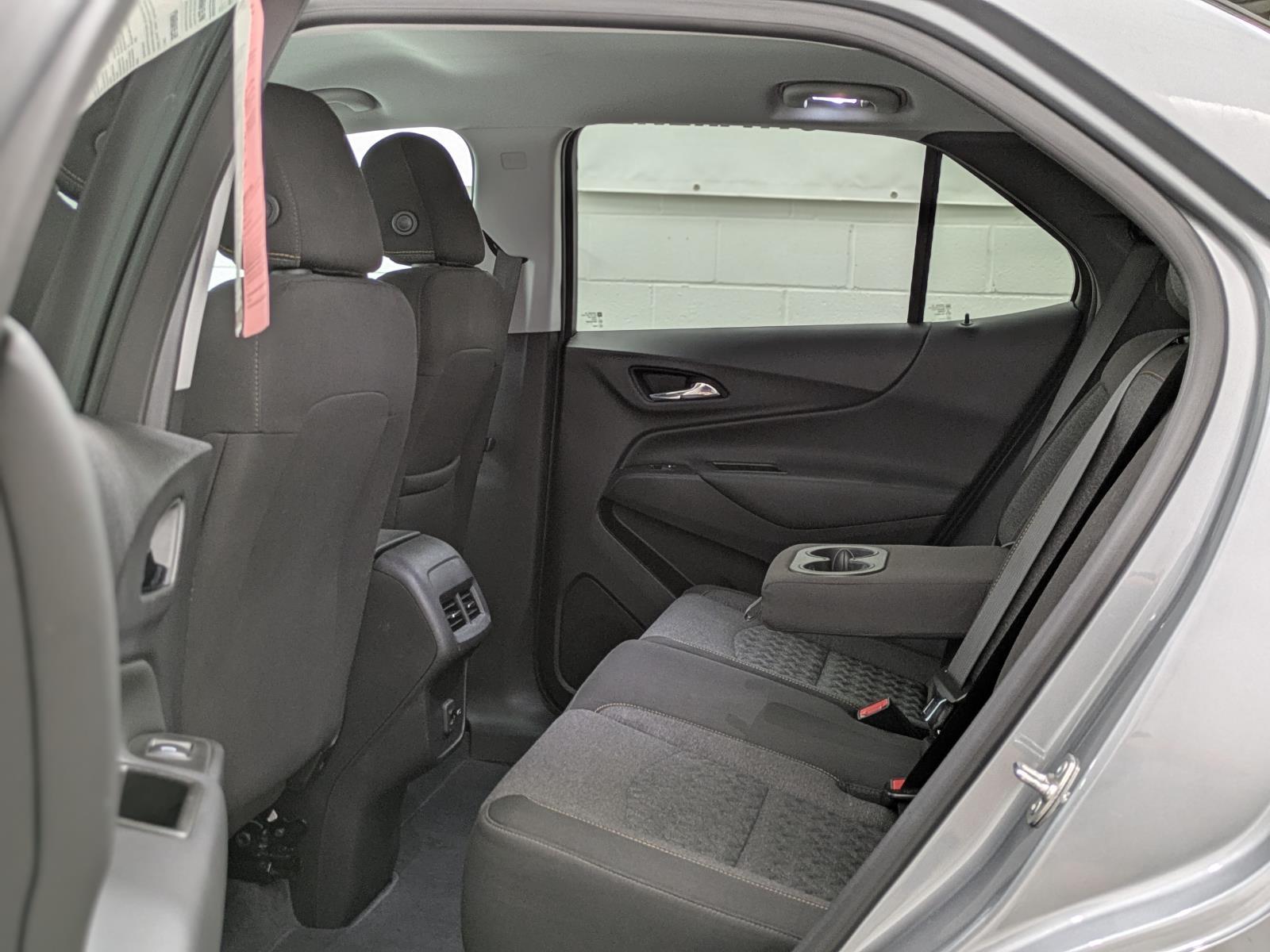 2024 Chevrolet Equinox LT photo 9