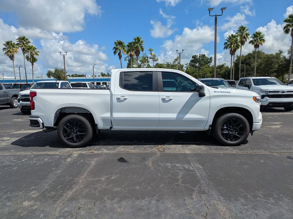 2025 Chevrolet Silverado 1500 RST photo 3