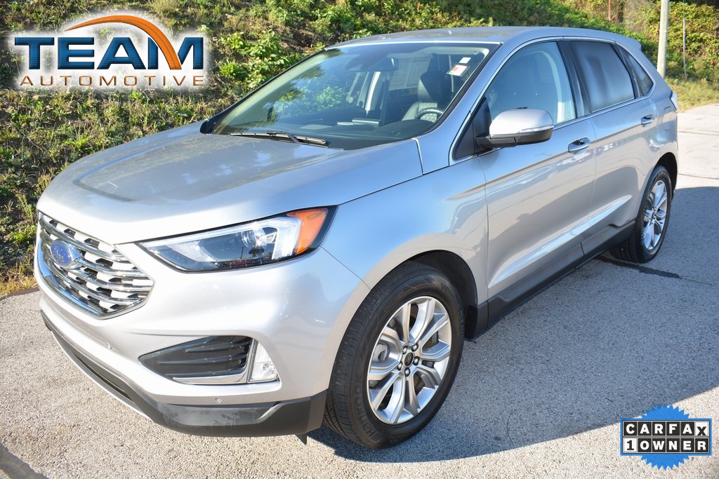 2024 Ford Edge Titanium's photo