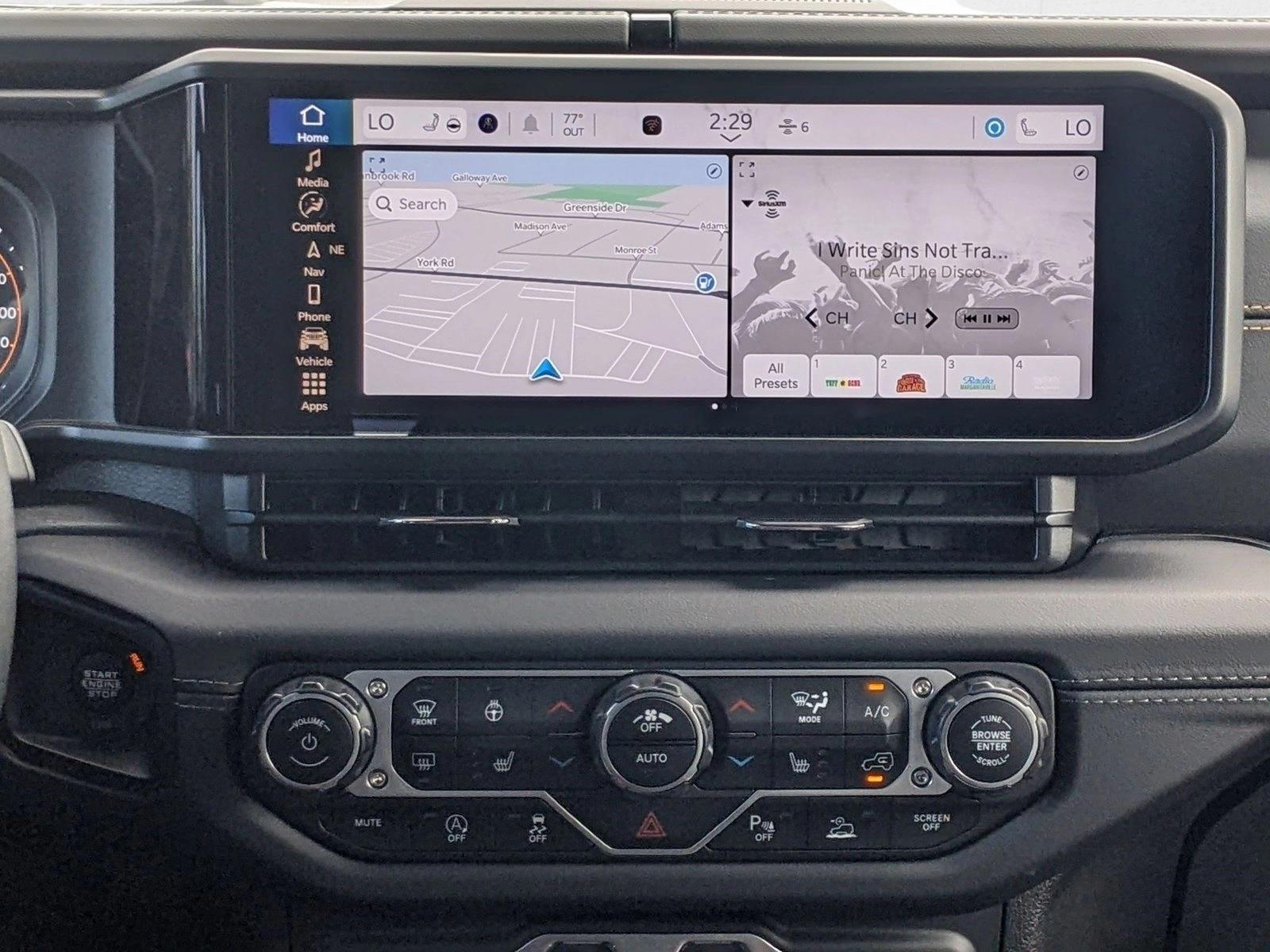 2024 Jeep Wrangler Sahara photo 15