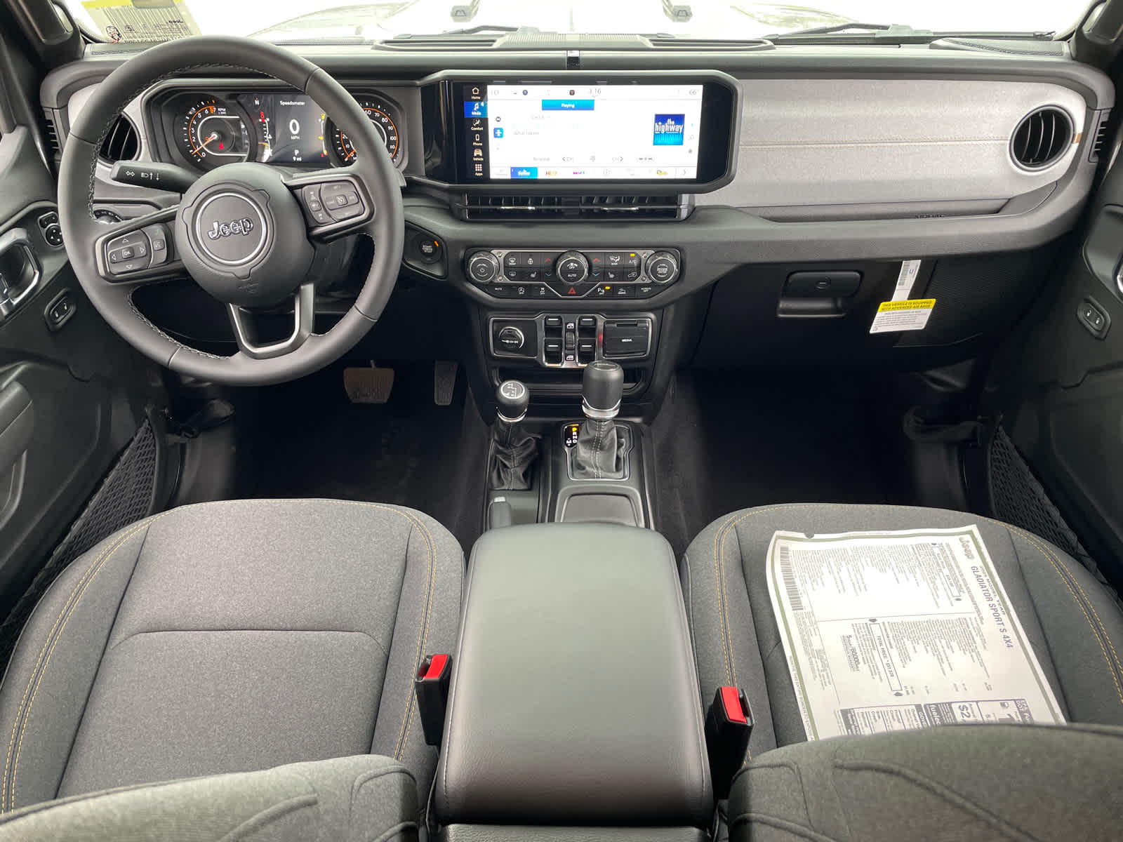2025 Jeep Gladiator Sport S photo 14