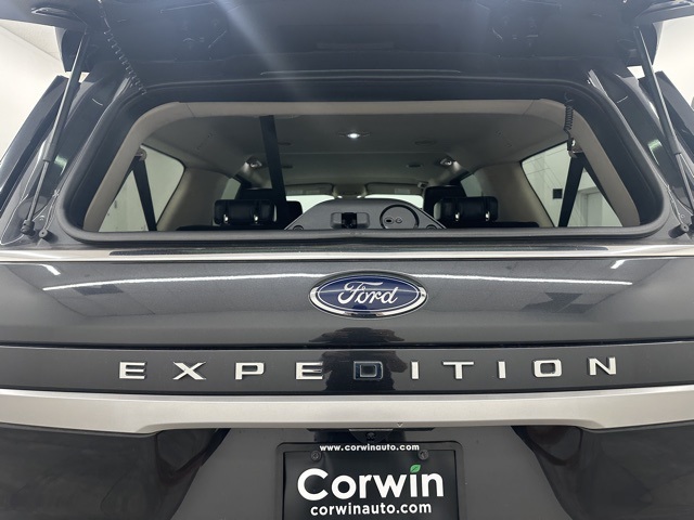 2022 Ford Expedition MAX XLT photo 19