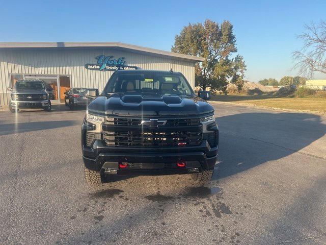 2026 Chevrolet Silverado 1500 LT Trail Boss photo 3