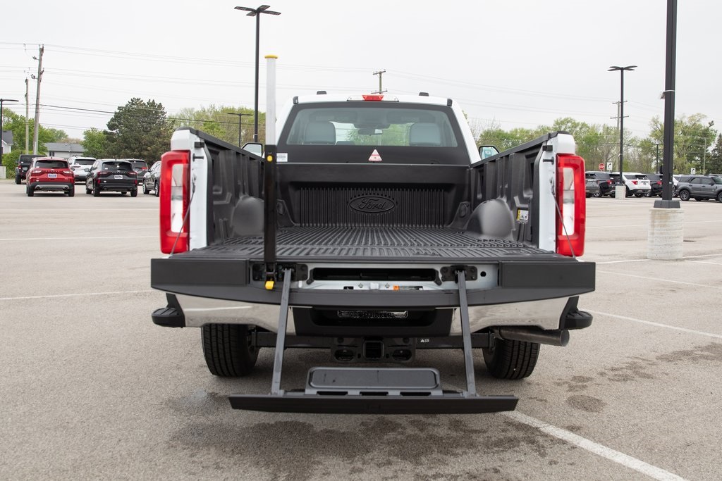 2025 Ford F-250 XL photo 12