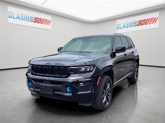 2024 Jeep Grand Cherokee Anniversary Edition 4xe photo 6