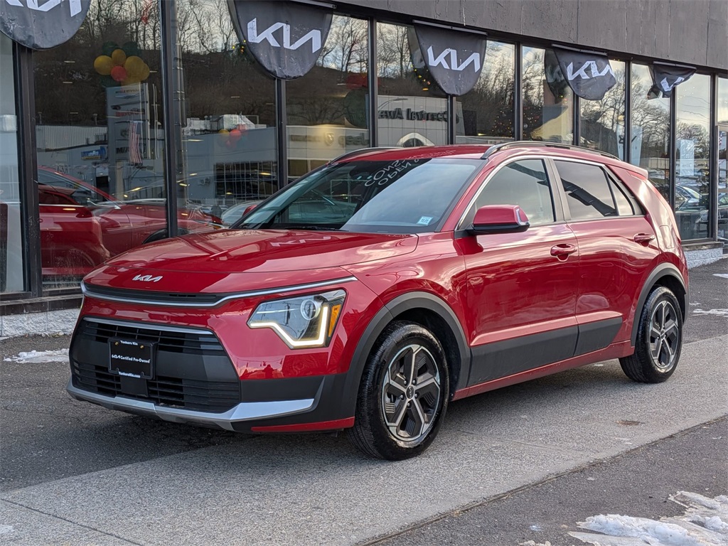 2023 Kia Niro EX's photo
